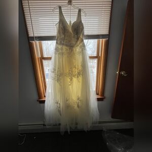 David's Bridal Ivory Wedding Dress NWT 14